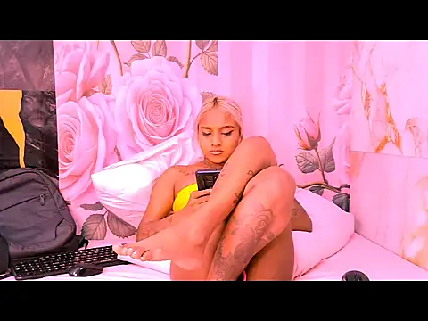 indian_barbie webcam