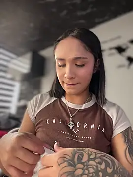 Isabella-Teen webcam