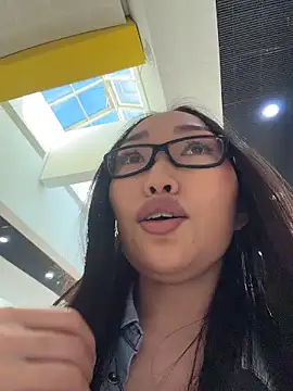 trytomakememoam webcam