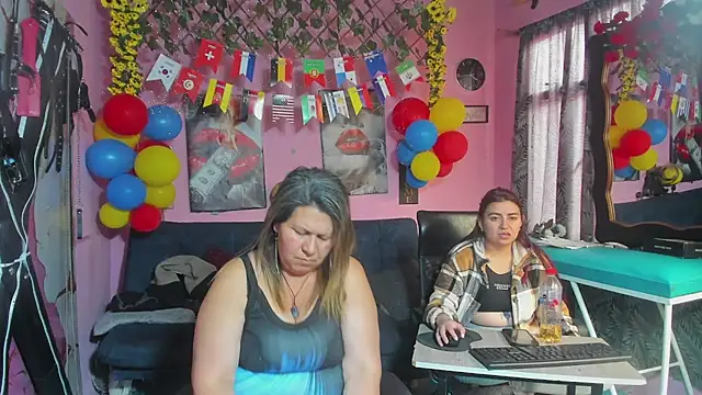 lesbiancuple webcam