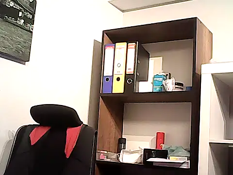 mastercharisma35 (Ask my age) - like tips pls. ı stand up for you.. okey