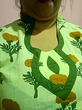 Ravina_patil1 live cam on StripChat