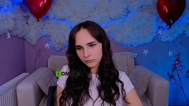 nekky_mouse live cam on StripChat