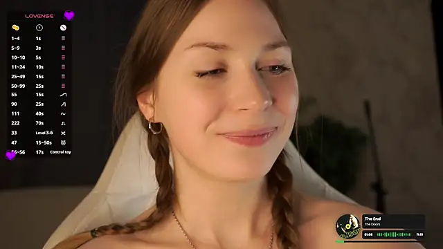 Stella_of_steel live cam on StripChat