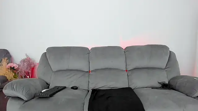 SecretVanilla live cam on StripChat