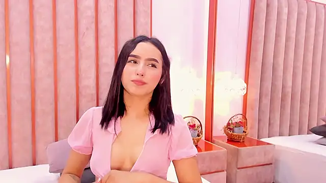 Zoe_Monrow live cam on StripChat