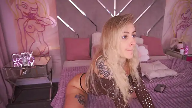 GraceCandy live cam on StripChat