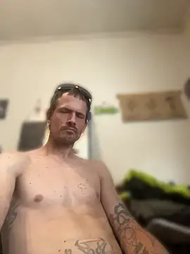 KBONE36 live cam on StripChat
