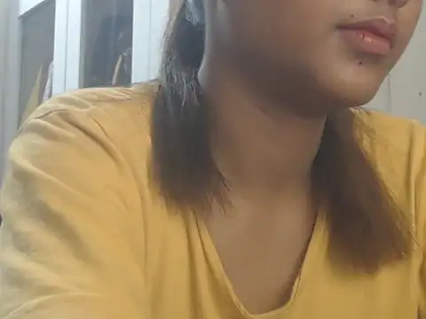 NancyRuvi webcam