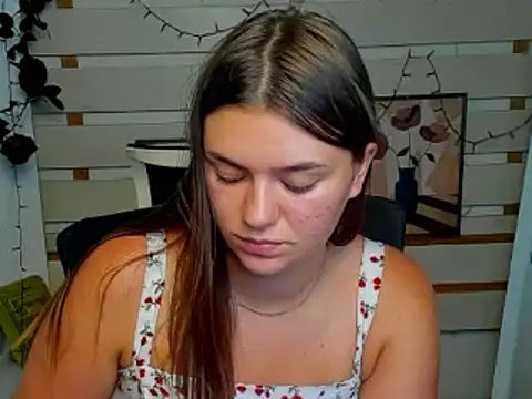 Josephine_Kiss webcam