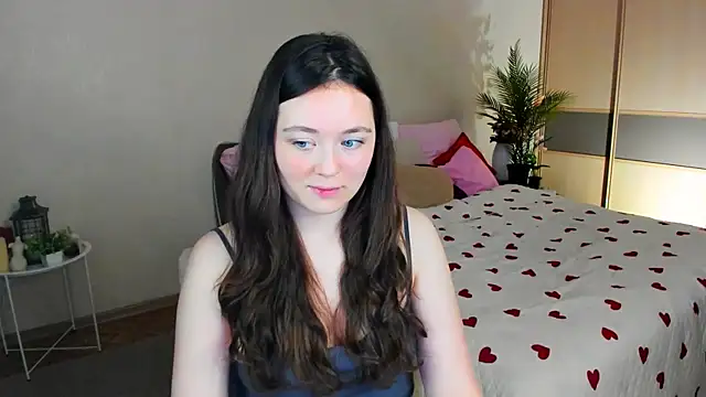 AlluringLookk webcam