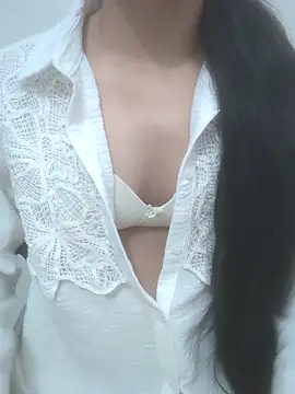 sushmita0 webcam