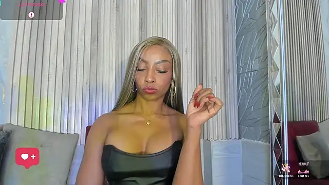 BriannaChelsea webcam