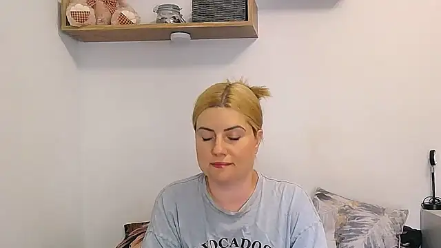 alisenties live cam on StripChat