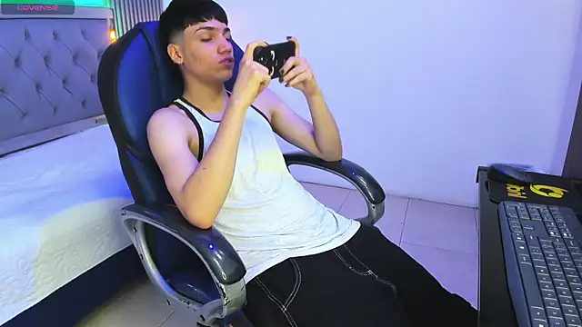 SamBlack_ webcam