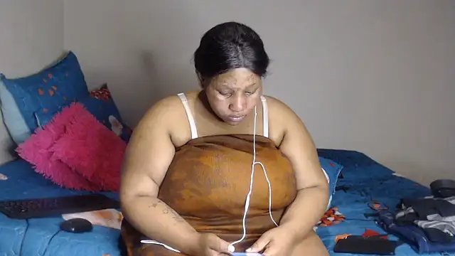 PIXIEBITCHXXX26 webcam