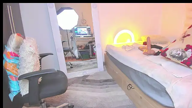 SharonVelvet webcam