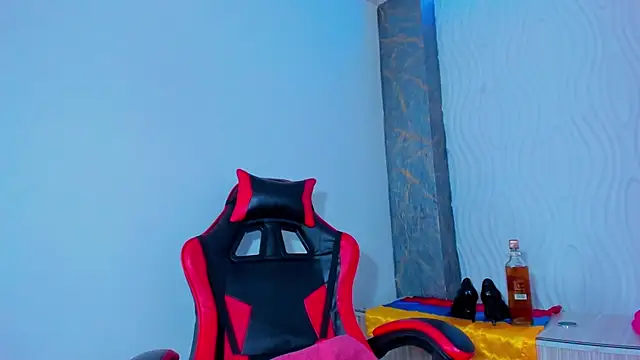 Raven_Rouge_