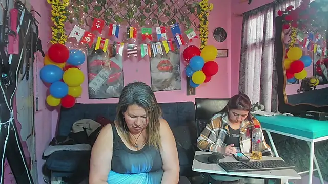 lesbiancuple