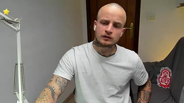 layneinchains webcam