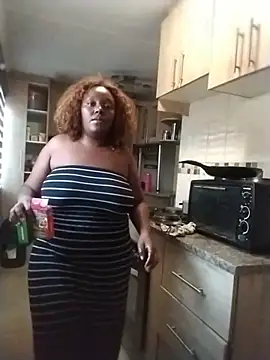 CHERRYYUMMY webcam