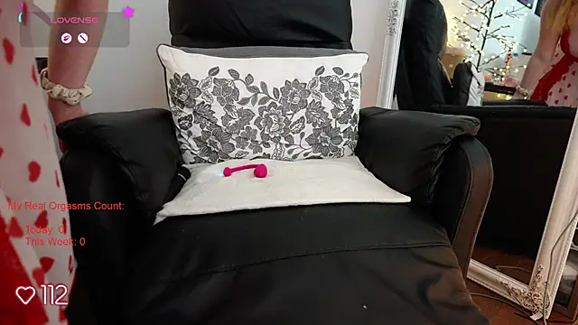 GingerAleMILF webcam