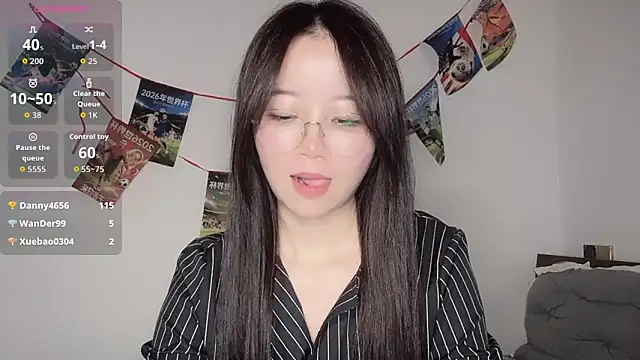77-Vicky