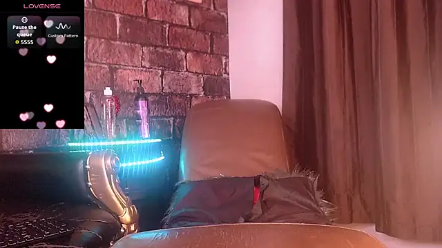 OneinAmillions webcam