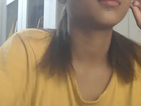 NancyRuvi webcam