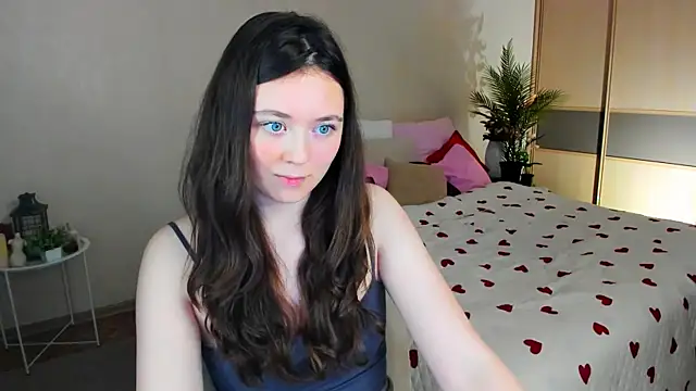 AlluringLookk webcam