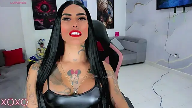 Nella_Dolls webcam