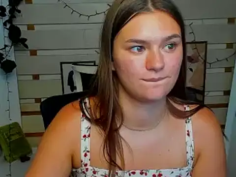 Josephine_Kiss webcam