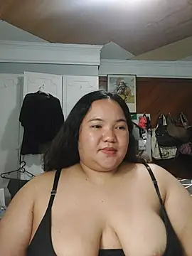 LianaCruzado webcam