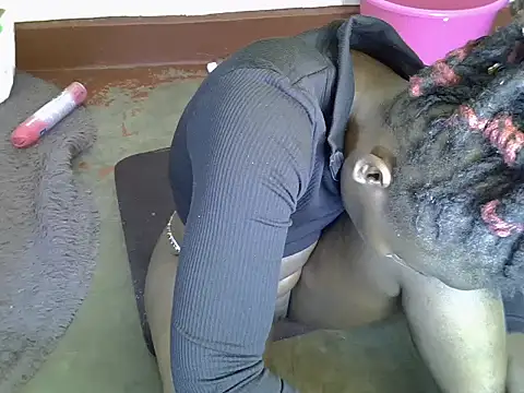 Sweetaggy2 webcam
