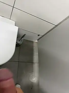 Turkishleo webcam