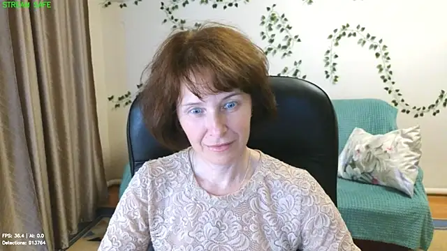 Lia_Tito webcam