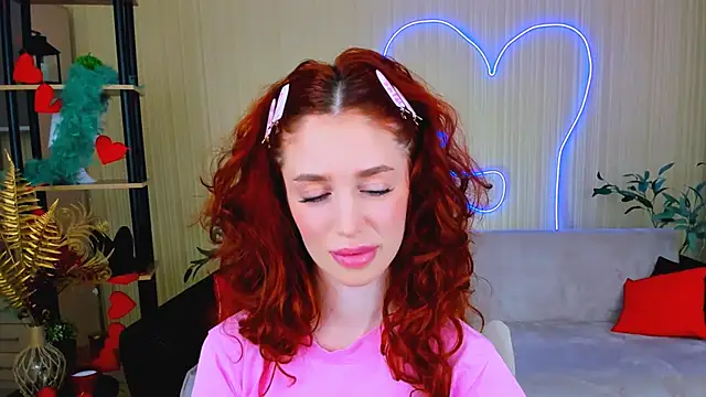 ChristinaConteeree webcam