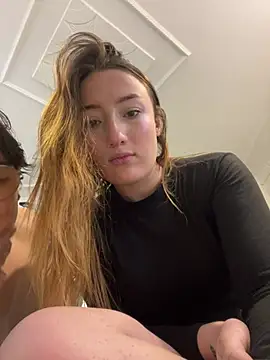 Valery_Salmons webcam