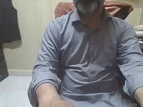 hairymaster95 webcam