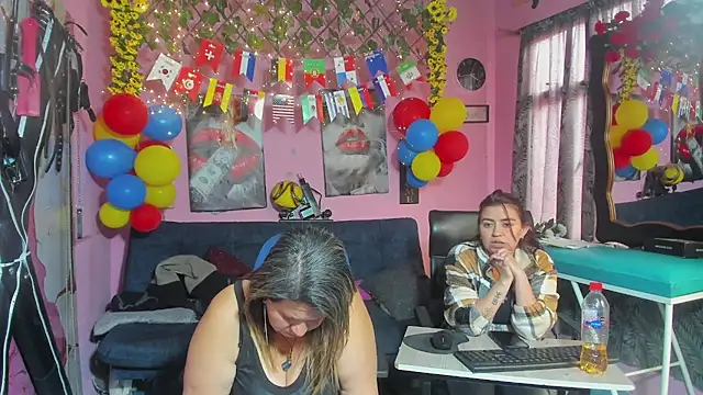 lesbiancuple webcam
