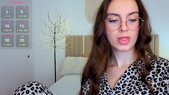 Real_cutie1 webcam
