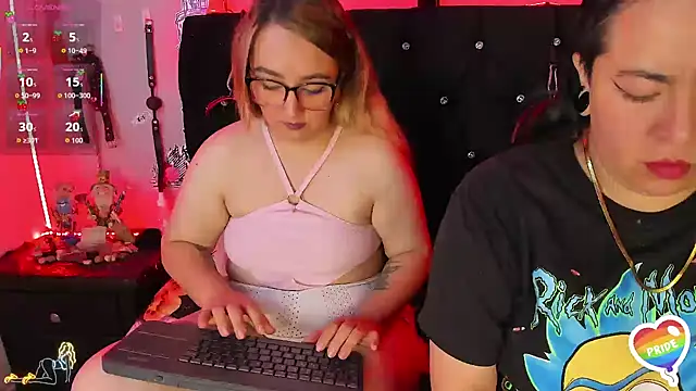 katieeandsharonn webcam