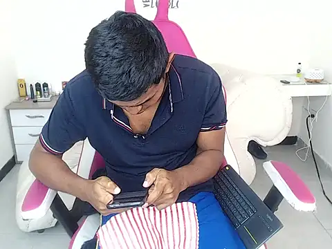 Adam_Morgan2 webcam