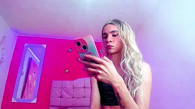Karla_hot777 webcam