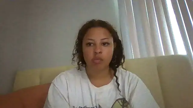 madzbailey webcam