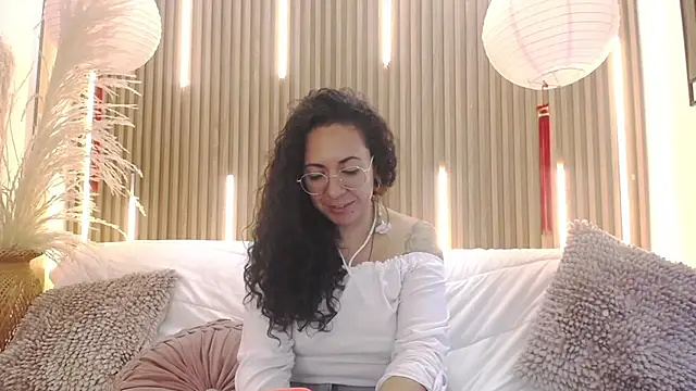 Velvet_Curly webcam