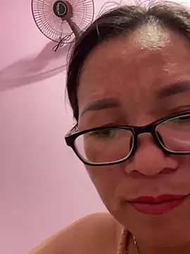 _Sara_pusy webcam