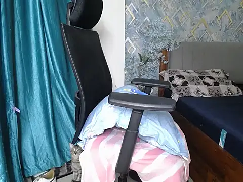 Goddess_Ruhii webcam