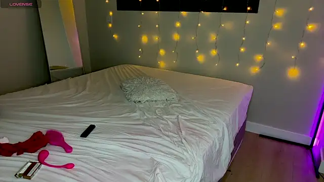 AliceElfy webcam