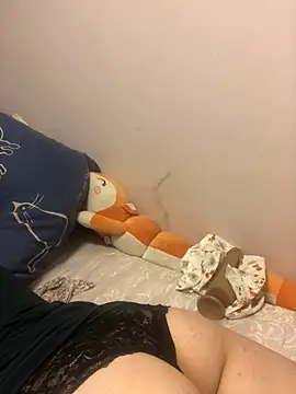 Lazy_Lovely webcam